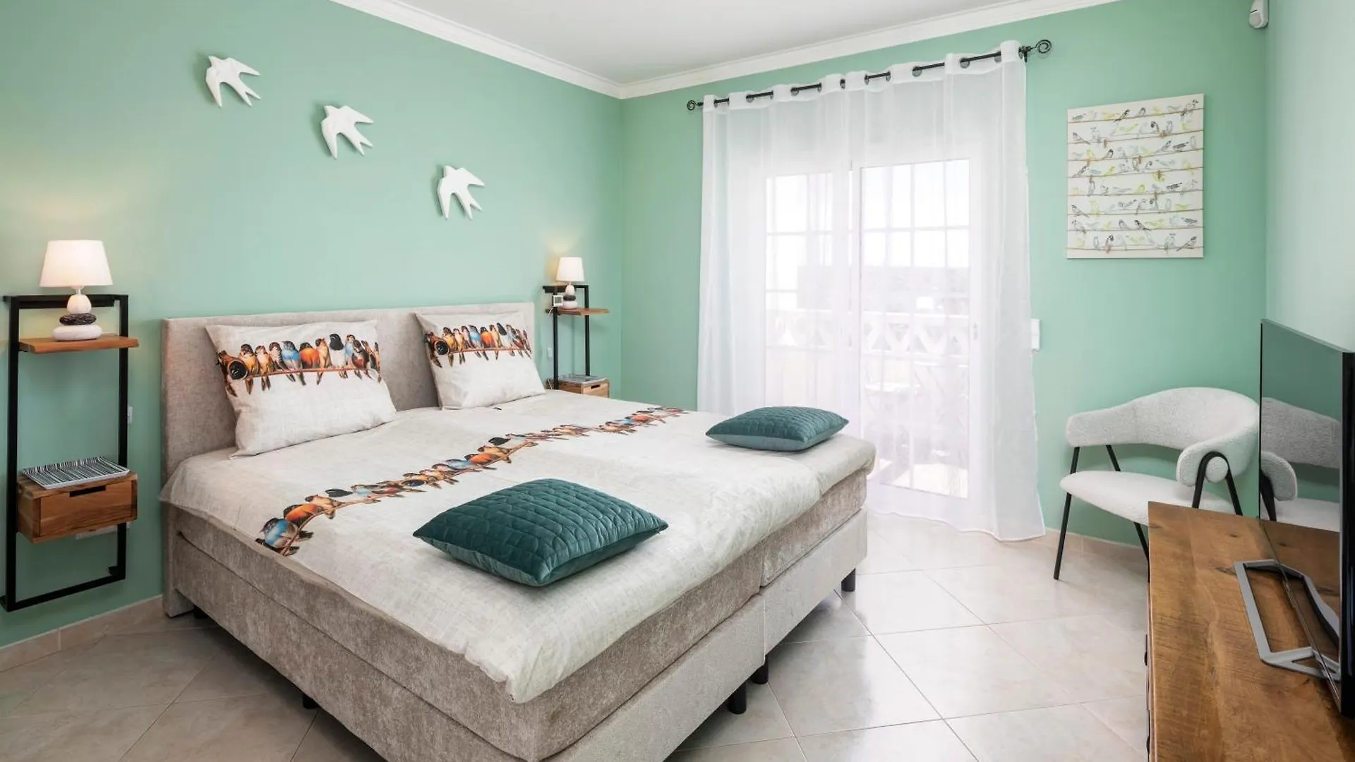 Beautiful Townhouse In Downtown Ferragudo Villa Ferragudo  Holiday home Ferragudo (Faro)